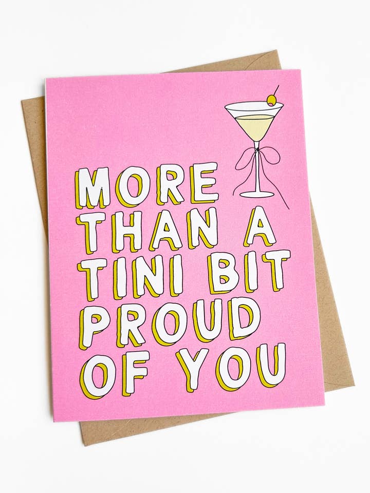 Un tout petit peu fière – Jolie carte de félicitations pour elle pour la vente par Five Dot Post