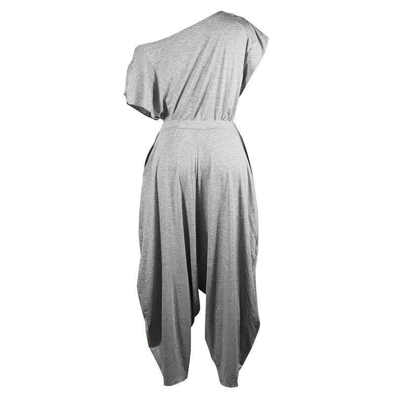 Sheer Trend - Vendita all'ingrosso Tuta intera - Donna - Completo con pantaloni harem a tinta unita e spalle scoperte.4