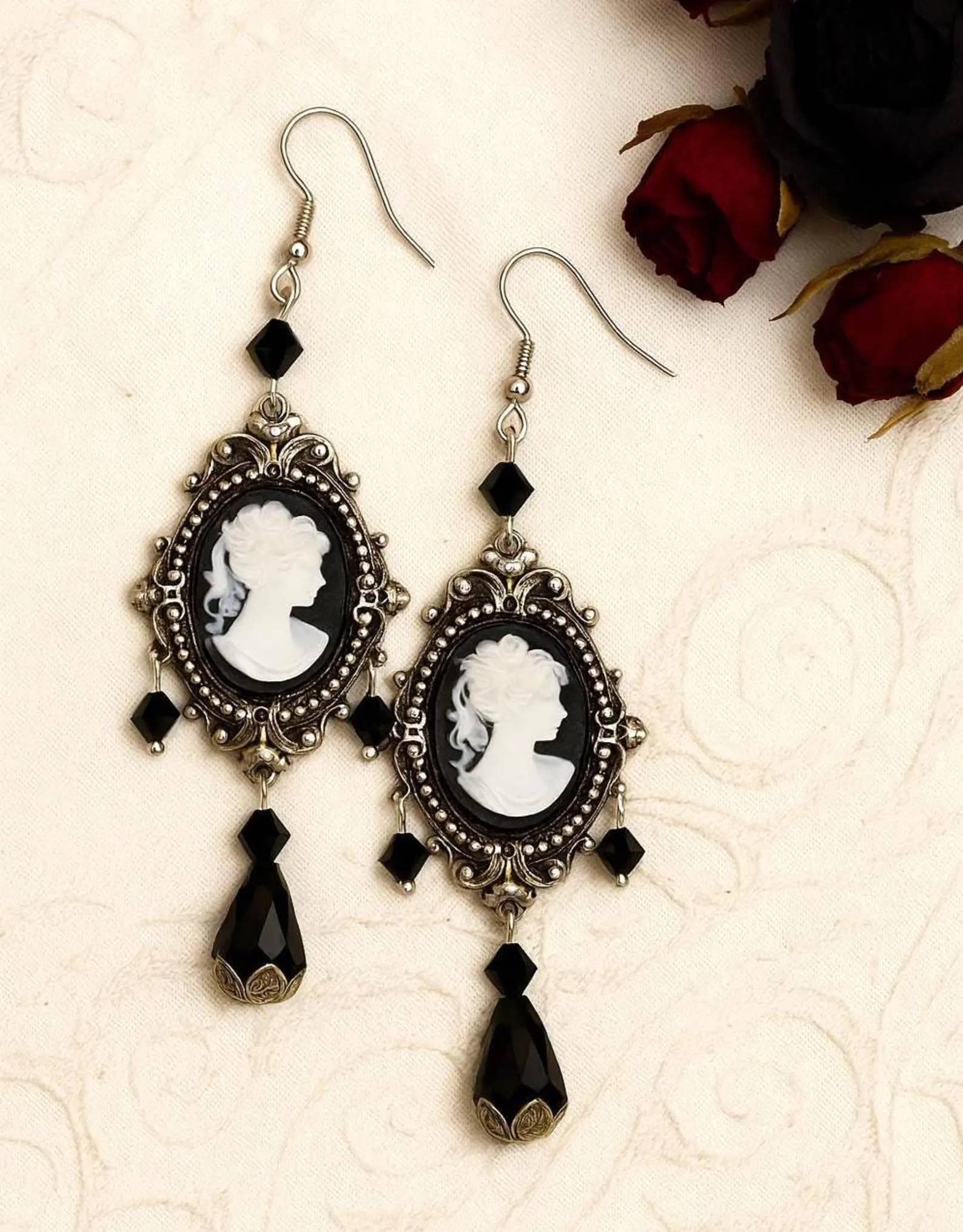 Wild & Free - Wholesale Dangle earrings - Pendientes de camafeo gótico victoriano