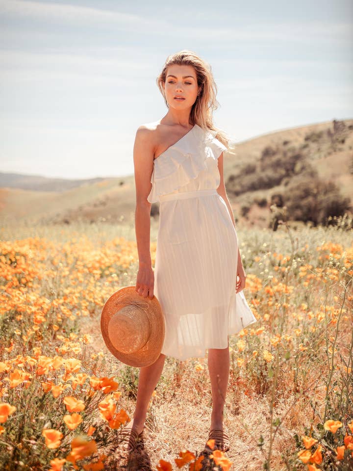 Sokha Banana Asymmetrical One Shoulder Midi Dress - White for wholesale by VALANI