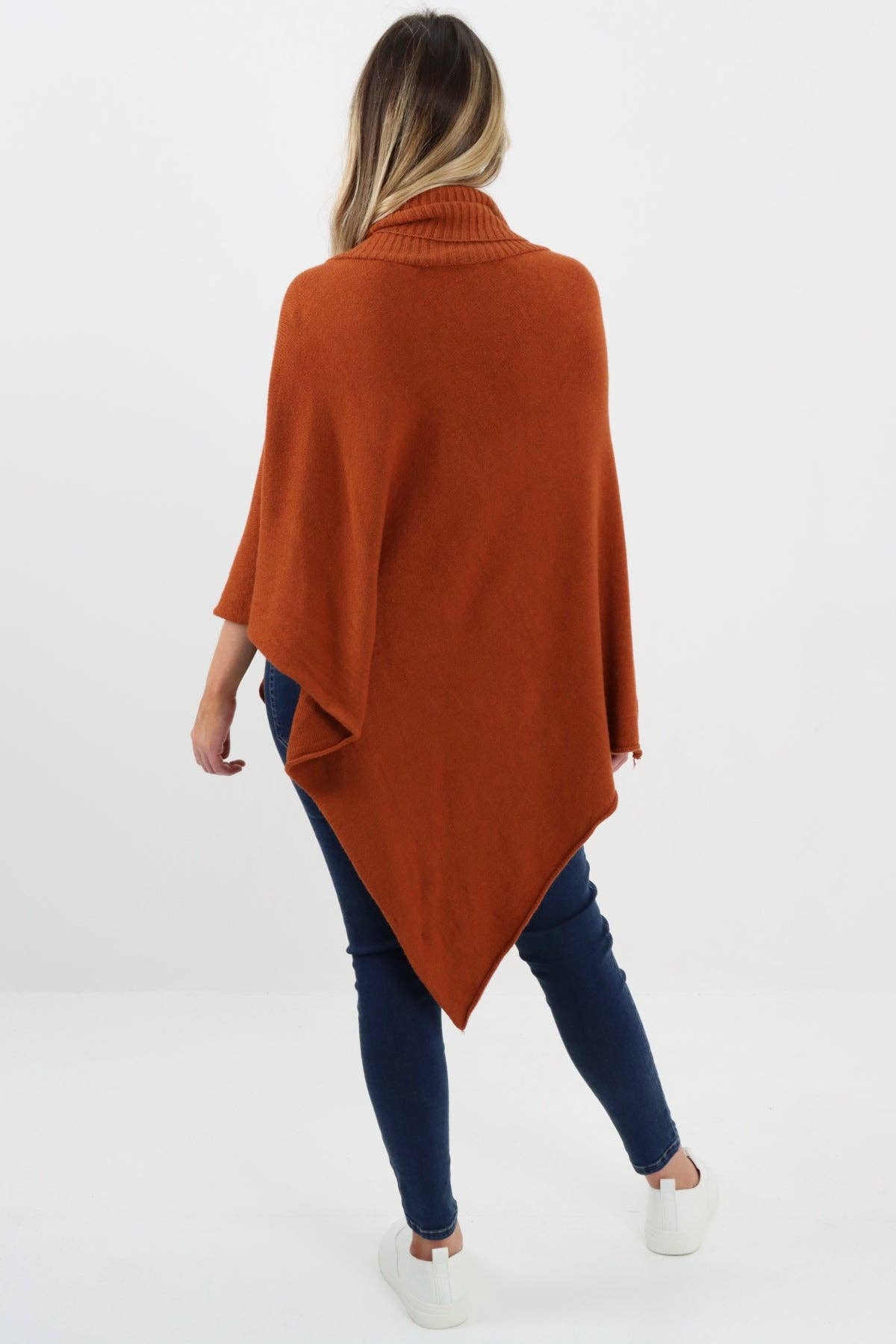Miss Bold – Engroshandel Poncho - Dame – Italiensk strikket lagenlook poncho med stjernemønster og rullekrave43