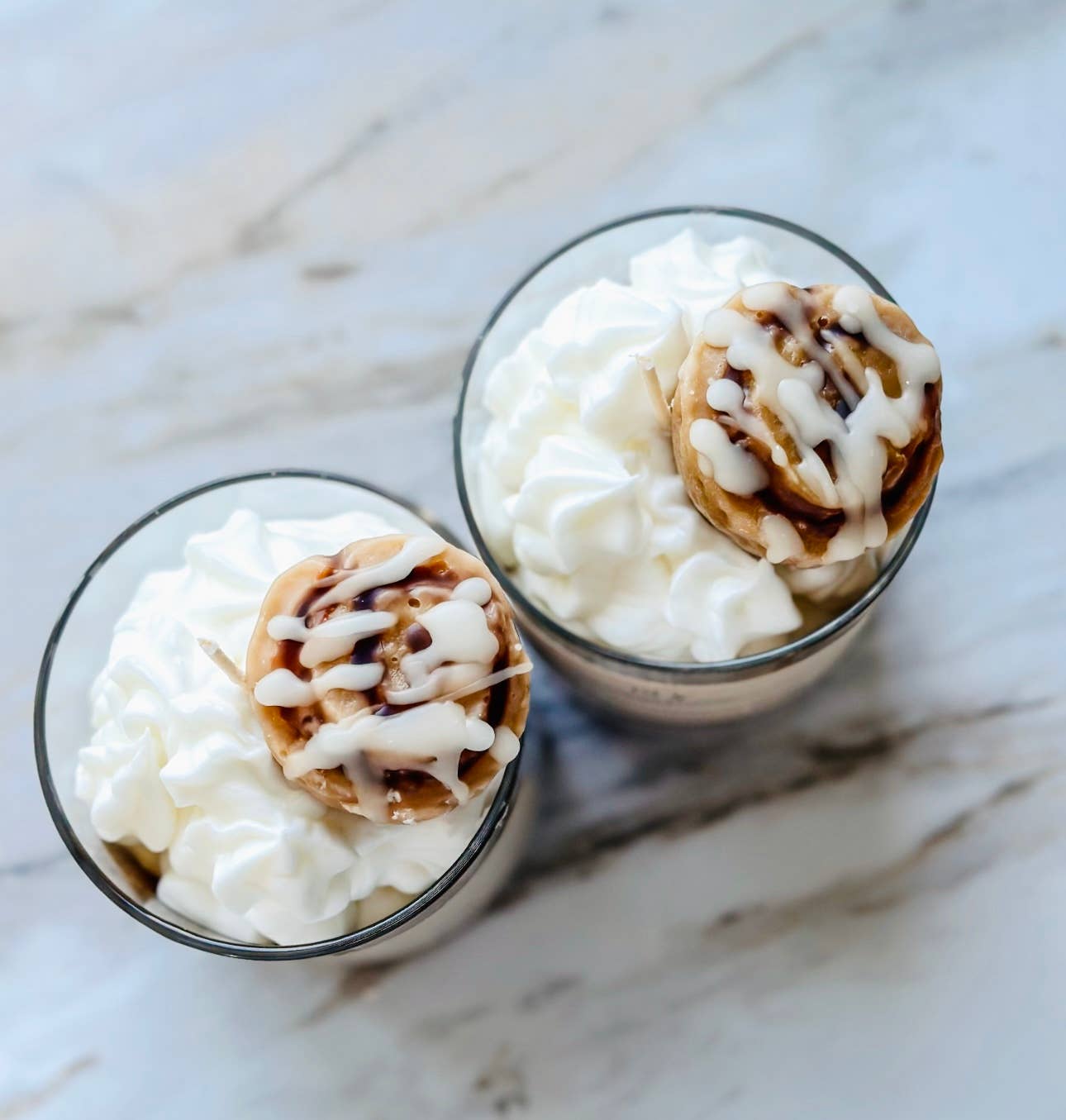 Blue House Fragrances - Wholesale Novelty Candle - Iced Cinnamon Roll Candle4