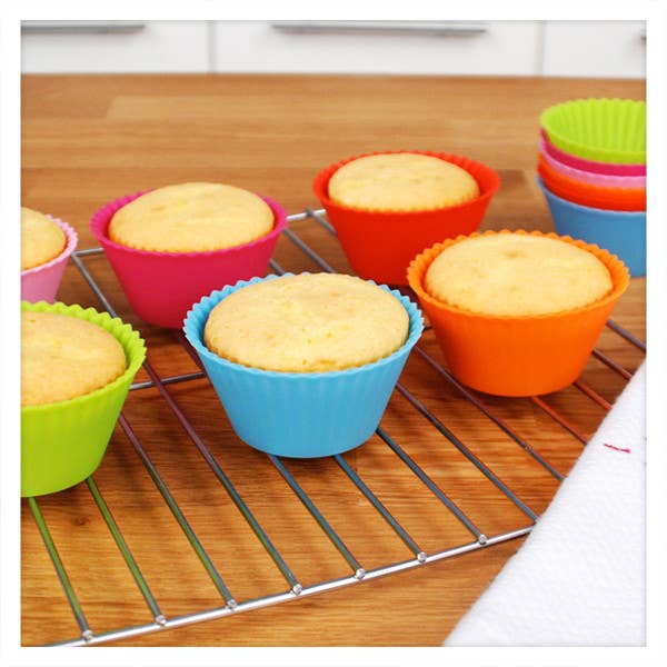 Glitterville - Wholesale Cupcake/Muffin Liner - Everyday Cupcake Liner, St/12 w/Giftbox, Silicone, 2.75”0