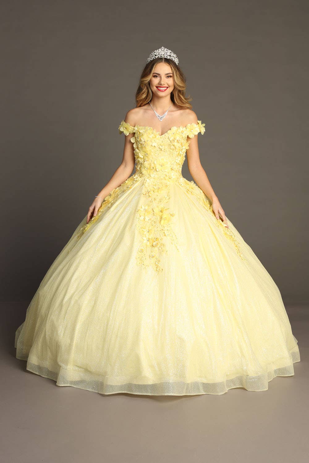 Chicas – wholesale Gown – Women's – Off the Shoulder Quinceanera-wedding Dress CHF301326