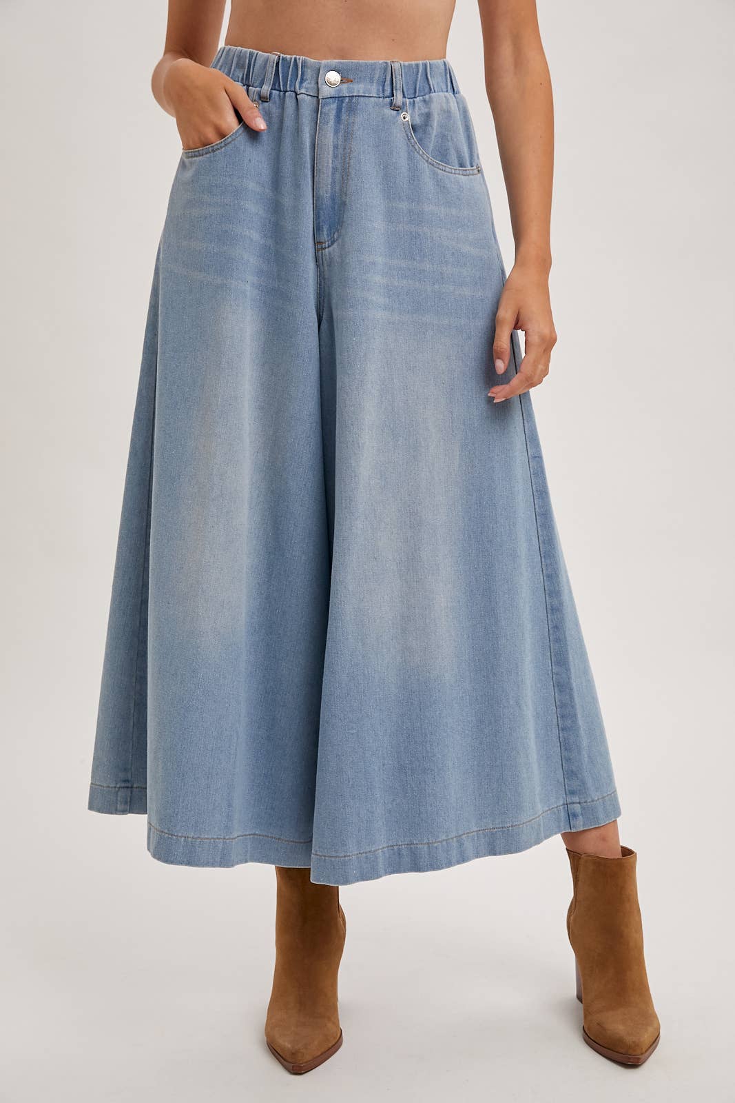 Bluivy – calças de ganga - Mulher por atacado – JEANS JEANS COM PERNAS LARGAS2