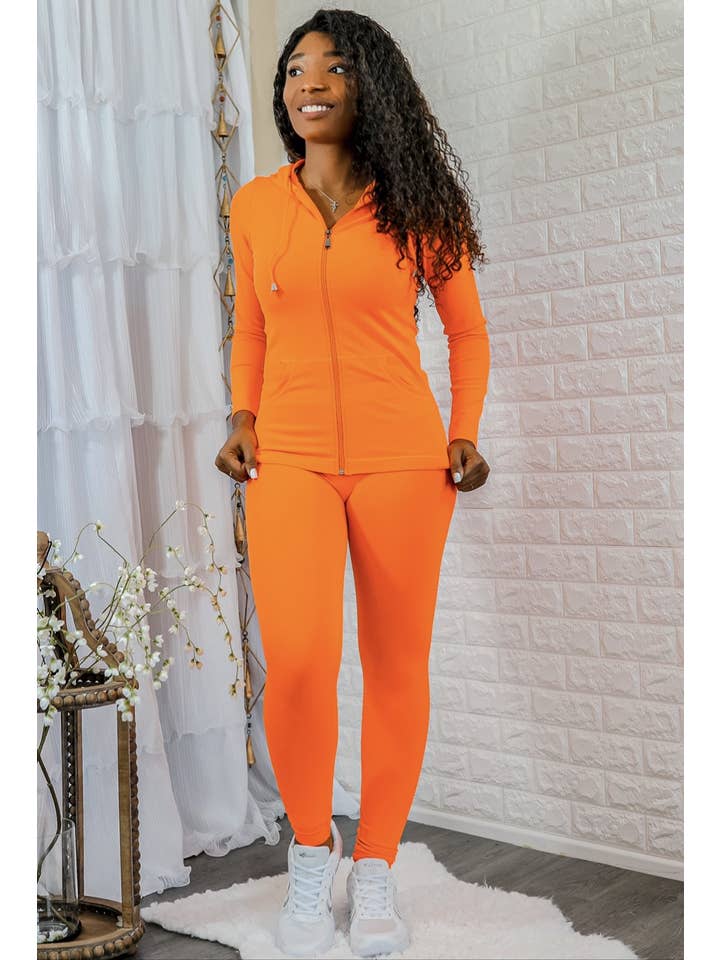 SurelyMine – Großhandel Loungewear-Set – Damen – Sportliches Loungeset8