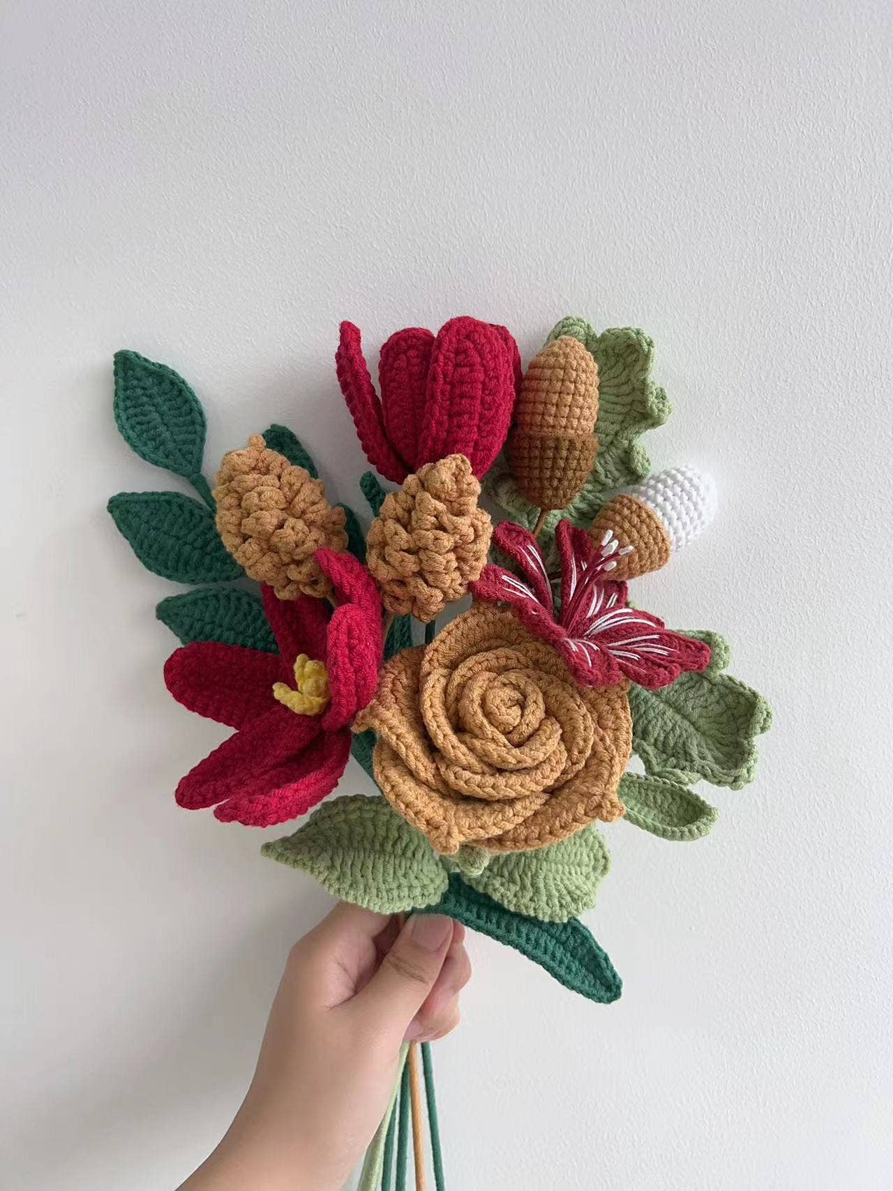 Lilyrosy（Duty free) – Decoração de Natal por atacado – Tulipa de Croché, Bouquet de Rosas, Presentes Feitos à Mão, decoração de férias3