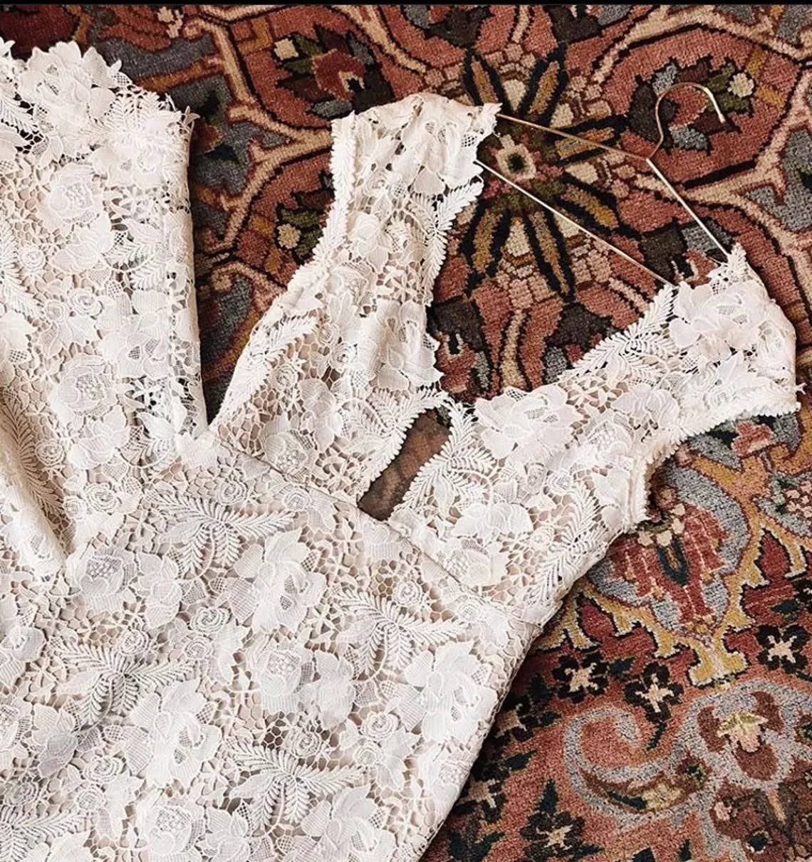 Elfenben På lager, størrelse 6 US - Dianira brudekjole for engroshandel på Faire5