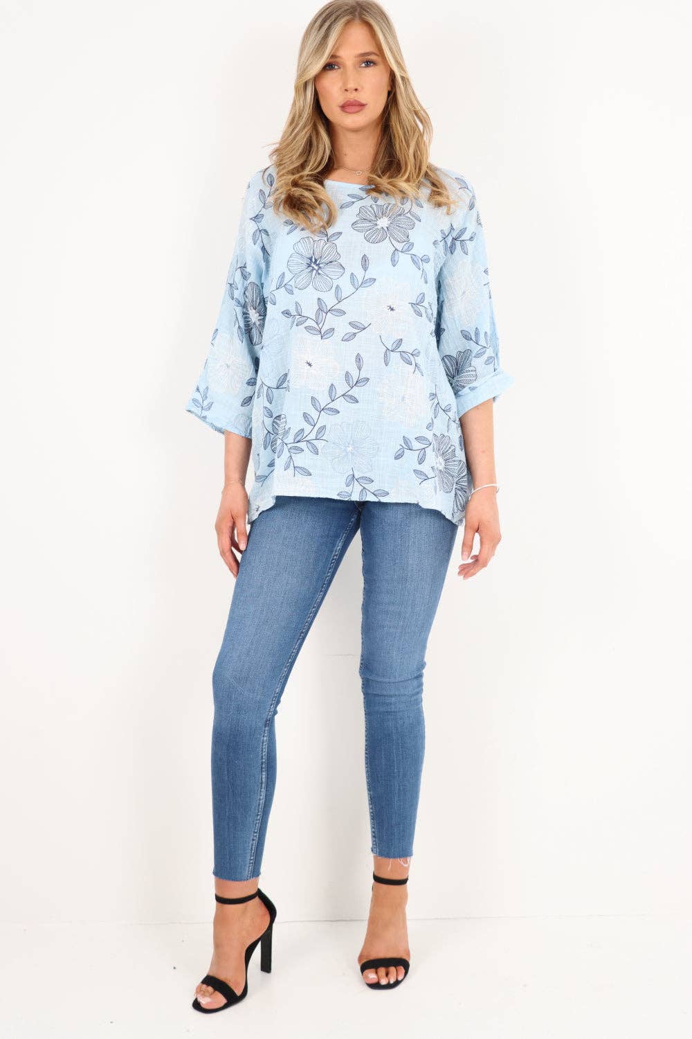 Miss Bold – Engroshandel Tunika - Dame – Italiensk bomuldsoverdel med blomsterprint25