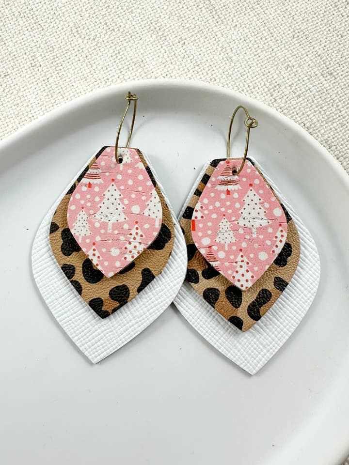 Rosa gefrostete Wiesenohrringe für den Großhandel von Anabelle+Oak