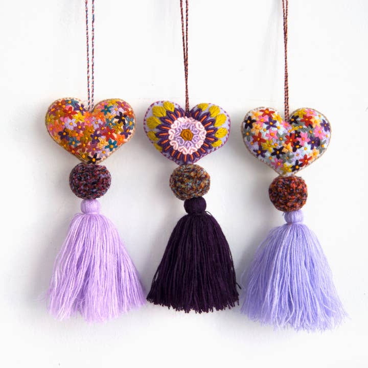 The Global Trunk – wholesale Purse/bag accessory – Women’s – Heart Pom Poms