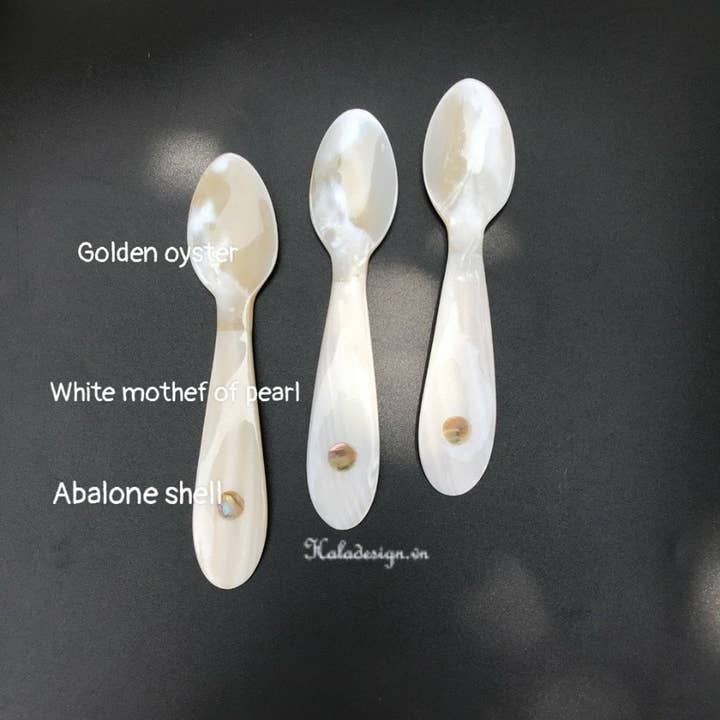 Hala Design - Wholesale Table Spoon (Cutlery) - Mother of Pearl and Golden Oyster Caviar with Abalone Spoon1