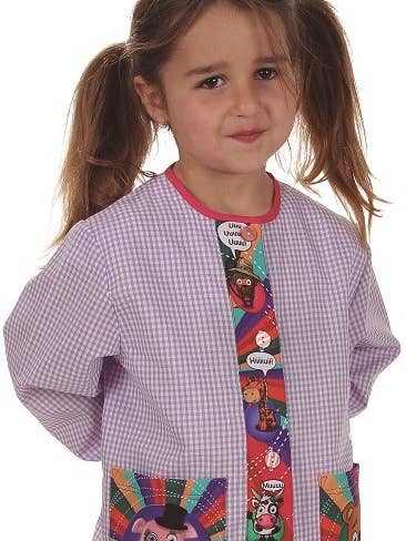 Blusa infantil aberta com botões e dois bolsos por atacado de Confecciones J. Garcia