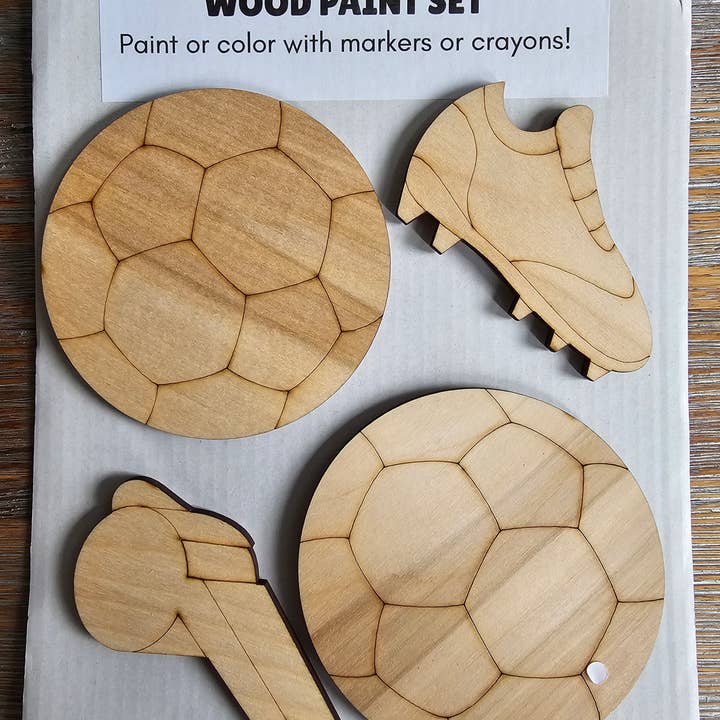 Ensemble de Peinture sur Bois de Football – Lot de 6 Kits de Loisirs Créatifs pour Enfants pour la vente par LB Personalized Design