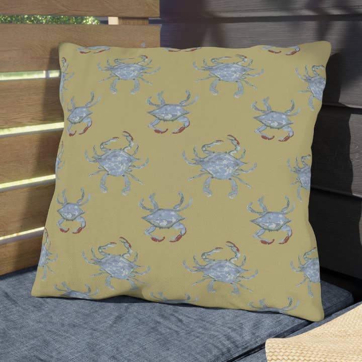 Cuscini da Esterno Crabbies per la vendita all'ingrosso da parte di Melissa Dayton Art and Design