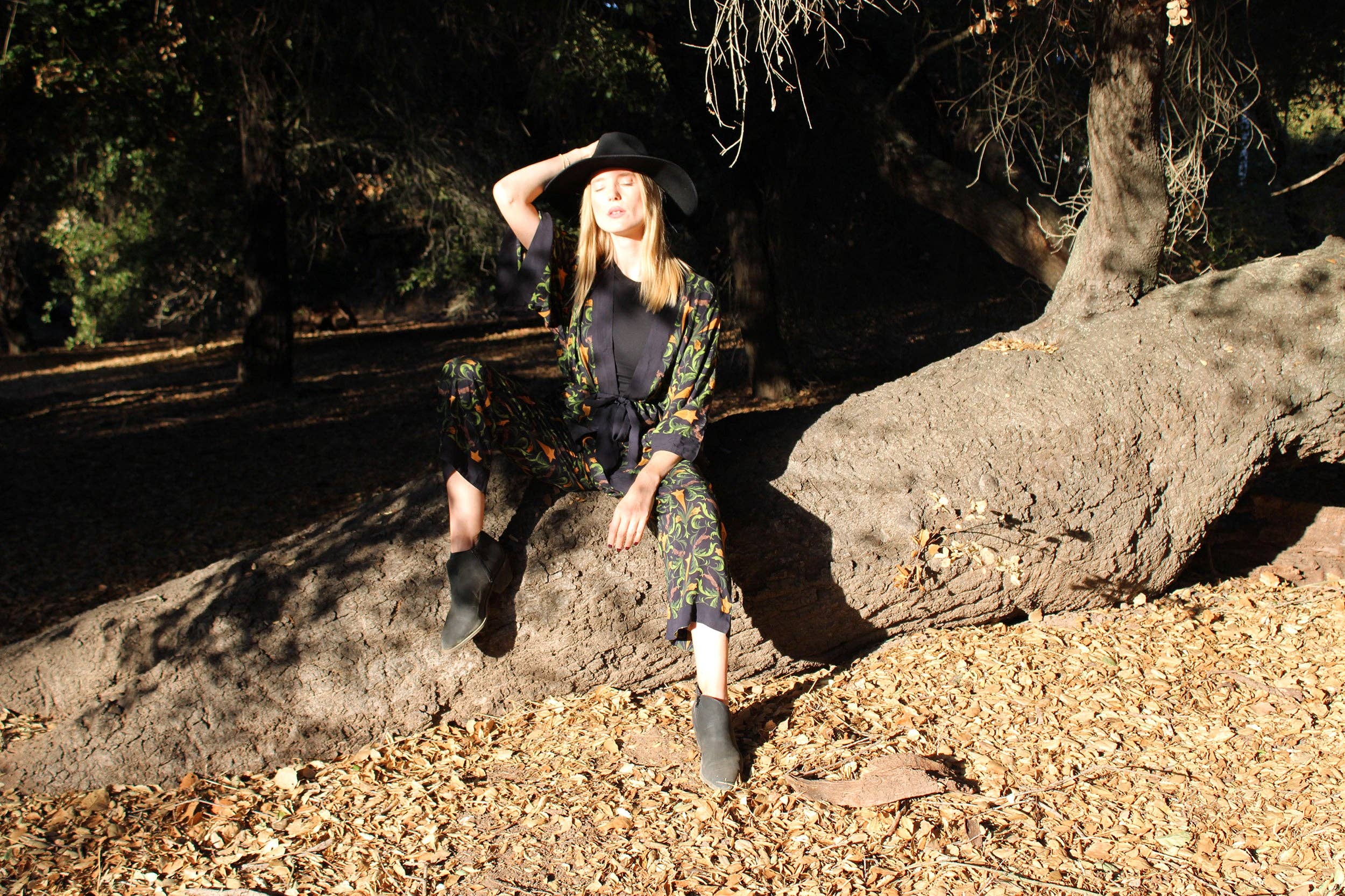 Henelle - Wholesale Kimono - Women's - Hollywood Nights Jacket2