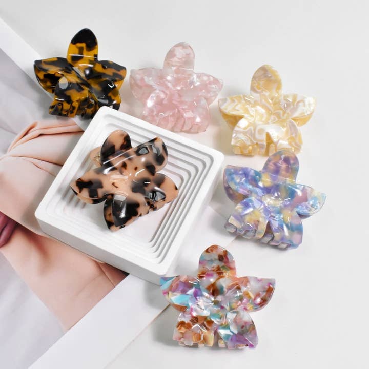 SoapElenGlen – Großhandel Haarclip – Damen – Schildkröte & Marmorierte Plumeria-Blume Acetat-Haarspange5