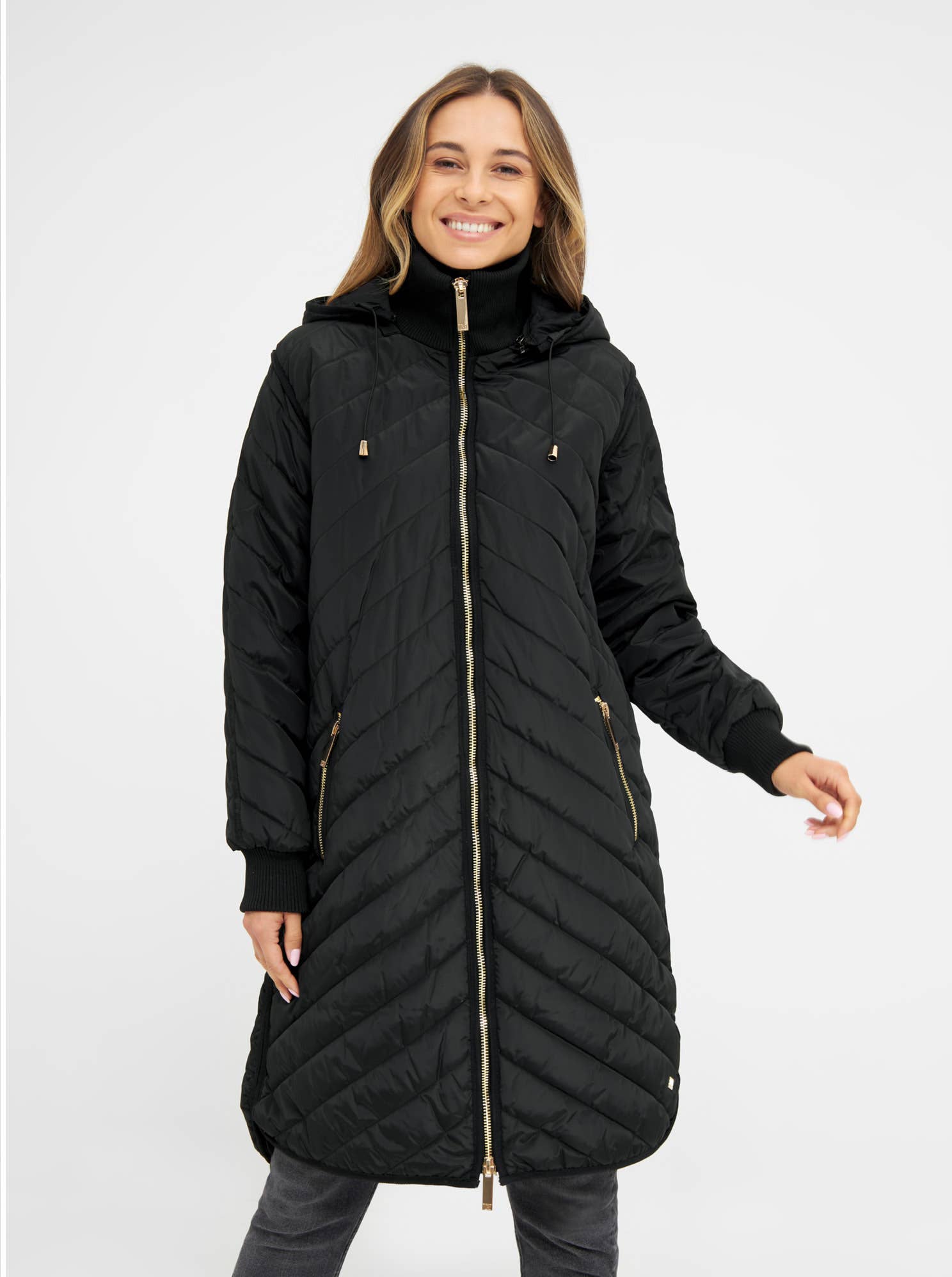 Ticket Woman - Wholesale Puffer Jacket - Women's - Julie Long jacket - Several colours4