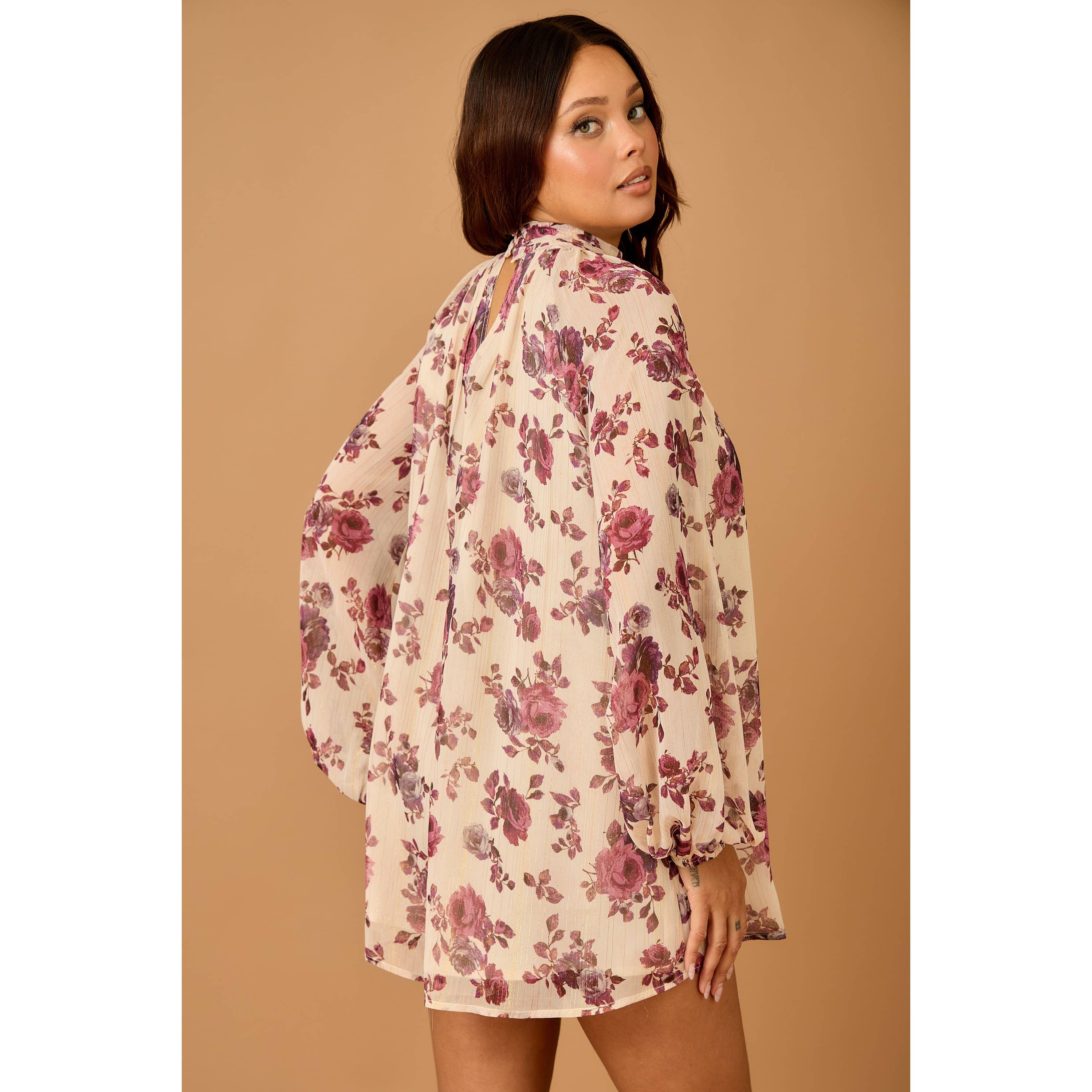 Cream combo Blommig chiffongromper med ballongärmar för wholesale på Faire5