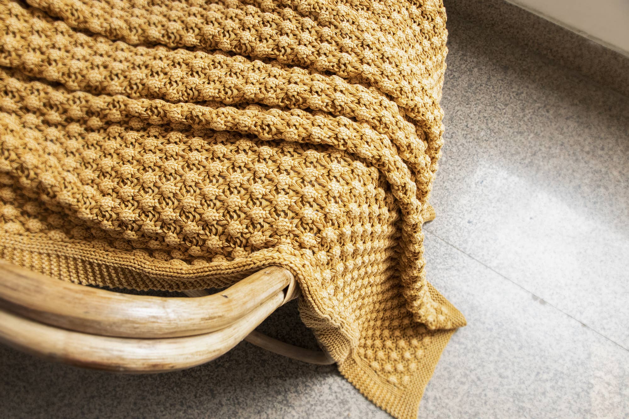 Darzzi - Wholesale Throw Blanket - Popcorn Cotton Knitted Throw Blanket3