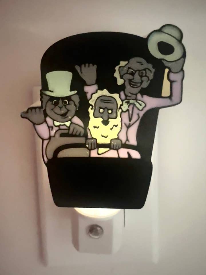 Halloween Haunted Mansion hitchhiking ghost decoration lamp for wholesale by Kabeedoo