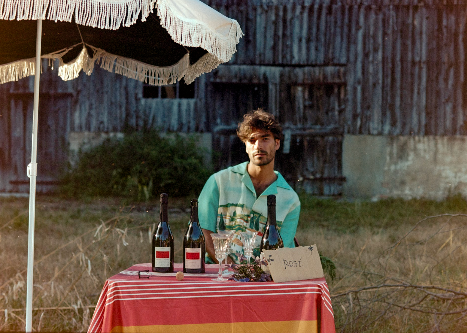 Society De La Rassi - Venta al por mayor Licores/vinos/cervezas sin alcohol - Neue Brut Vintage 2024 | Botella3