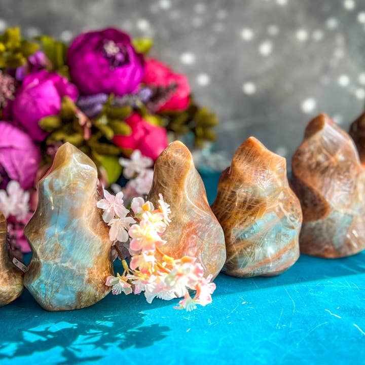 Mandala Gems - Wholesale Spiritual Stone/Crystal - Peach Moonstone Crystal Flames9