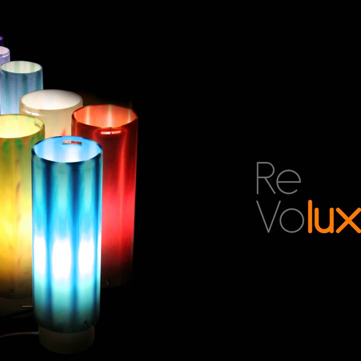 RE+ - Wholesale Accent/Desk Lamp - Revoluxion design lamp in battery-powered recycled plastic3