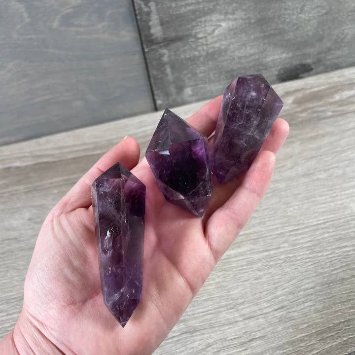 Keystone Crystals - Wholesale Spiritual Stone/Crystal - Double Terminated Gemstone Wands by the Ounce