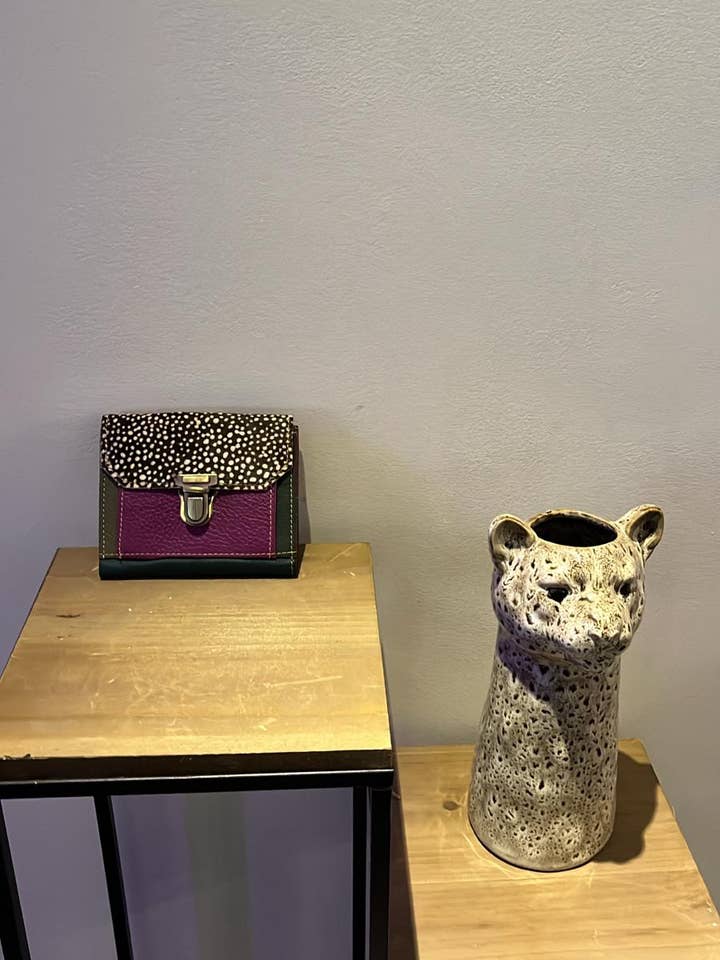 Portafoglio in pelle Ibiza per la vendita all'ingrosso da parte di The Familyshop