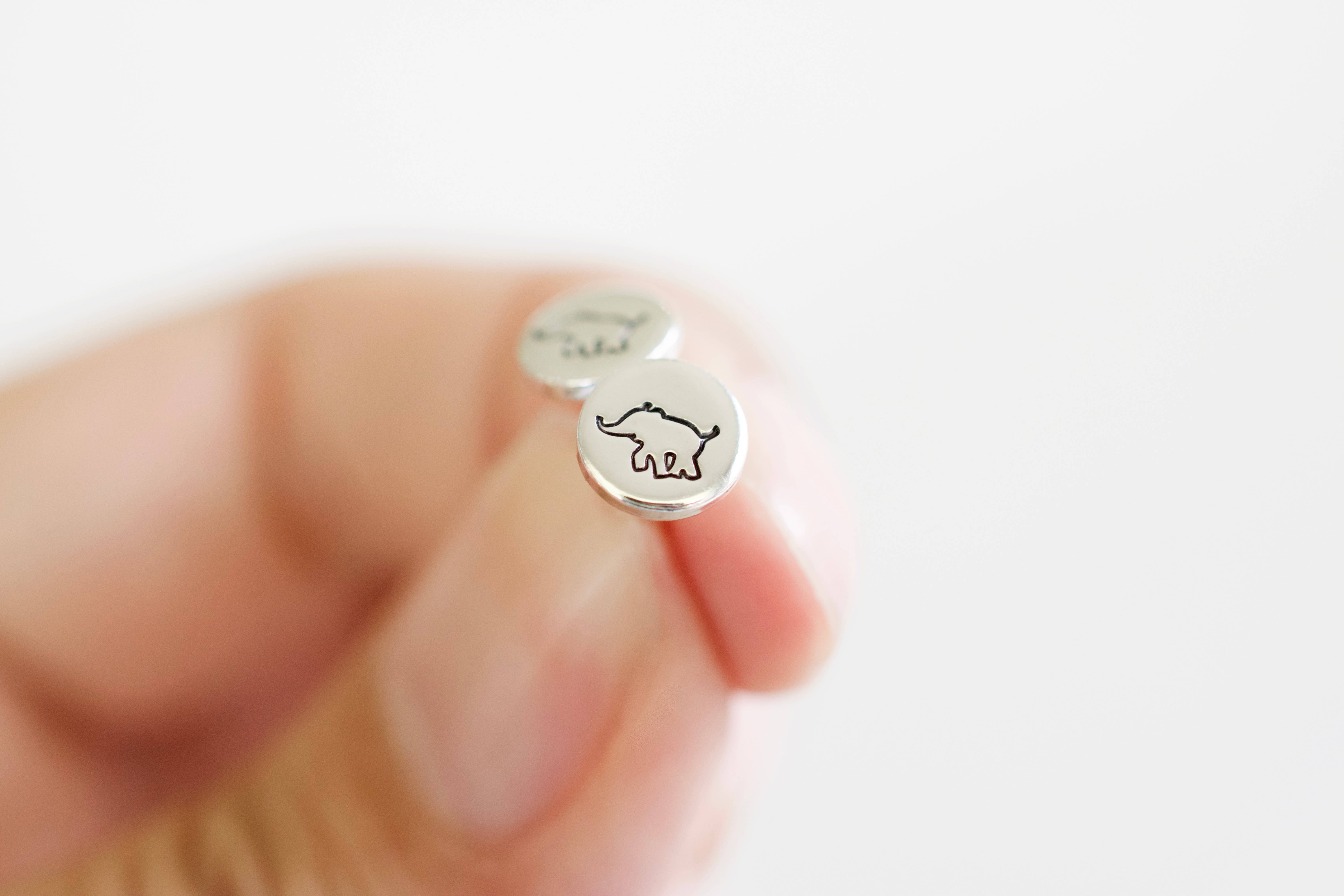 Tesoro Jewelry - Wholesale Stud/Post Earrings - Elephant Earrings1