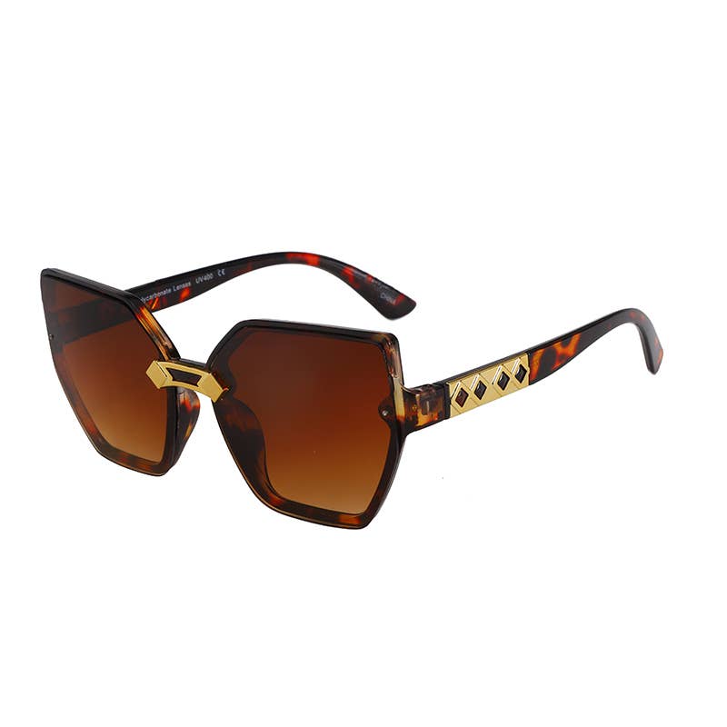 Prime Opticals – wholesale Sunglasses – Women's – F3221, Oversized Cateye Frame With Gold Decor Arm Sunglasses2