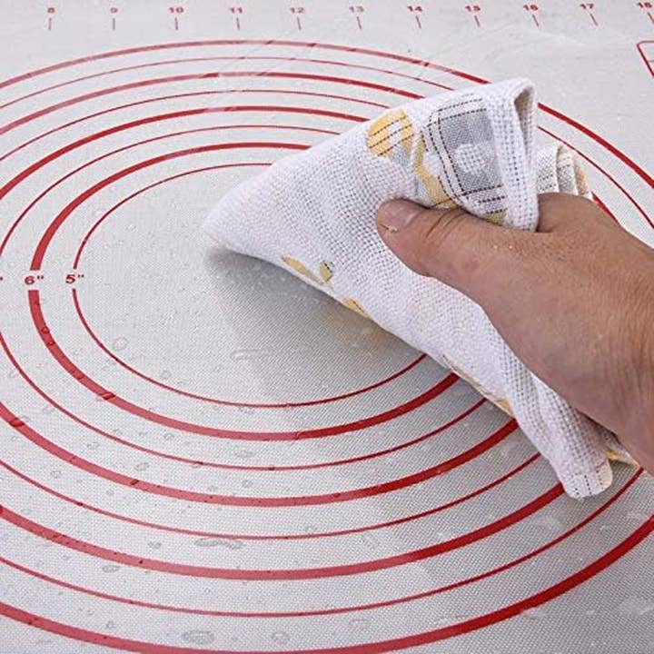 Vigor Path - Wholesale Baking Sheet/Mat - 2 Pack - Non-Stick Silicone Baking Mat - (15.7'x19.7'inch) Pastry Mat with Measurements Perfect for for Pizza, Cake, Fondant, Cookies and Bread Making - Medium