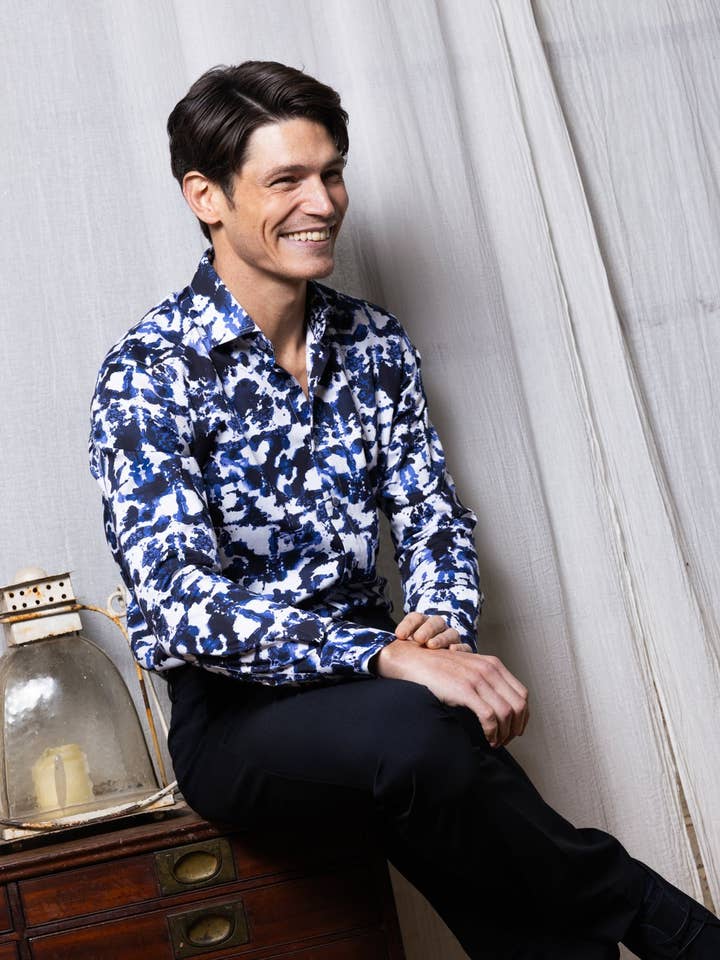 Le T-shirt Rorschach pour la vente par Blake Mill