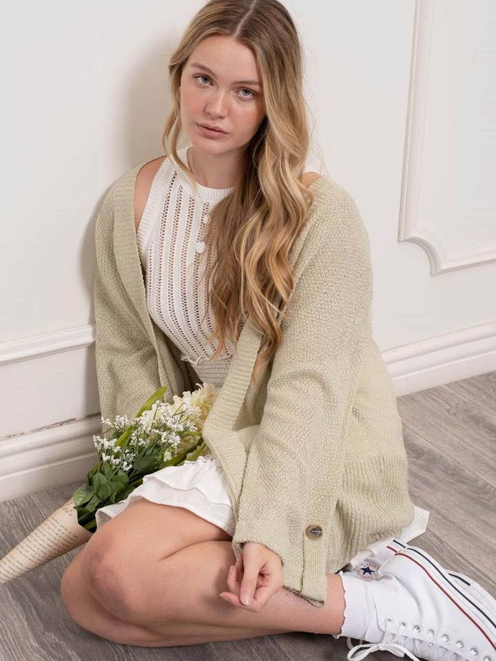 Blu Pepper - Wholesale Cardigan - Women's - PLUS BACK BUTTON CARDIGAN