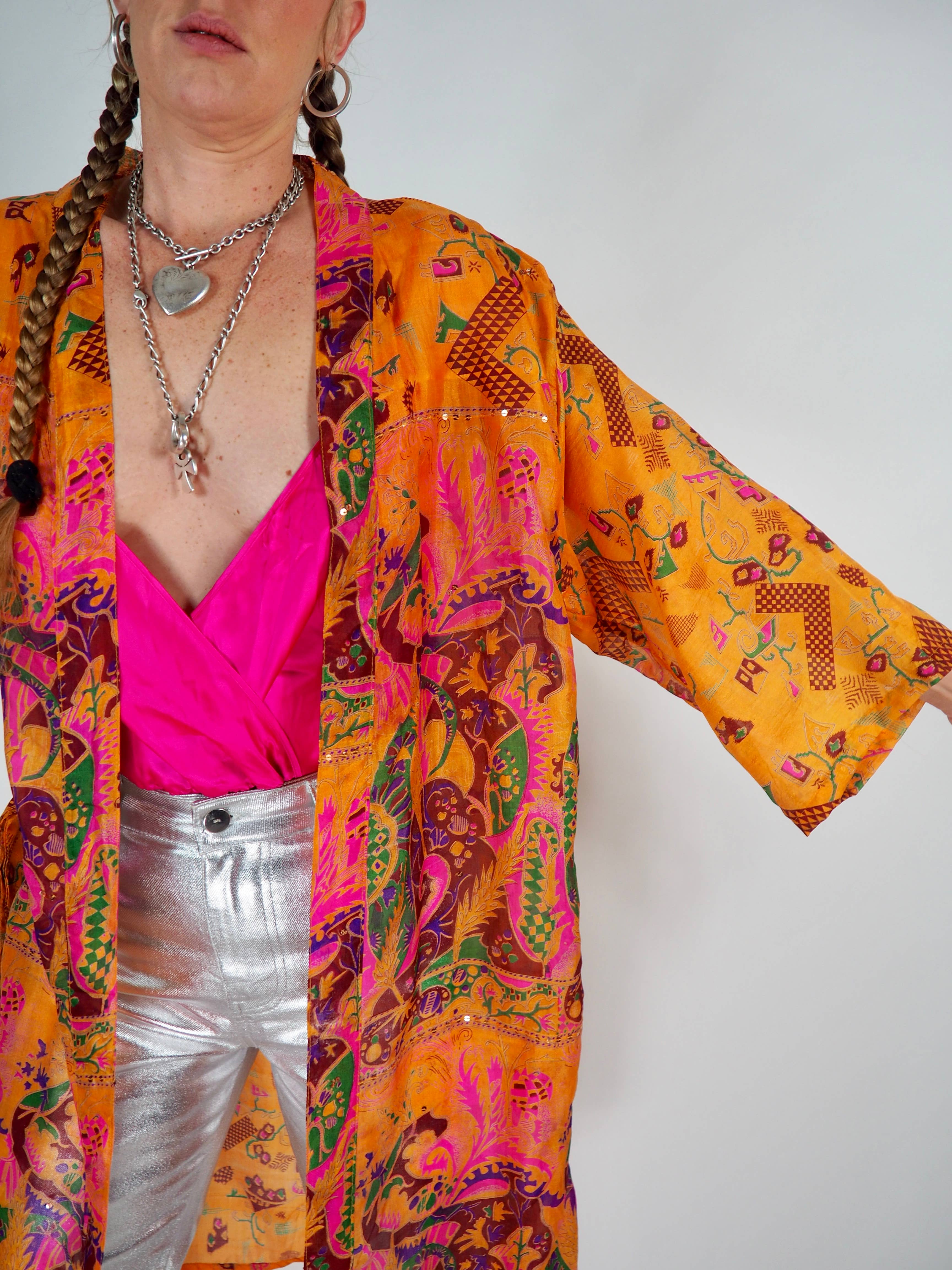 Vagabond Ibiza - Wholesale Kimono - Women's - The Kardash Kimono Mid-Length – Upcycled Vintage Sari Kimono8