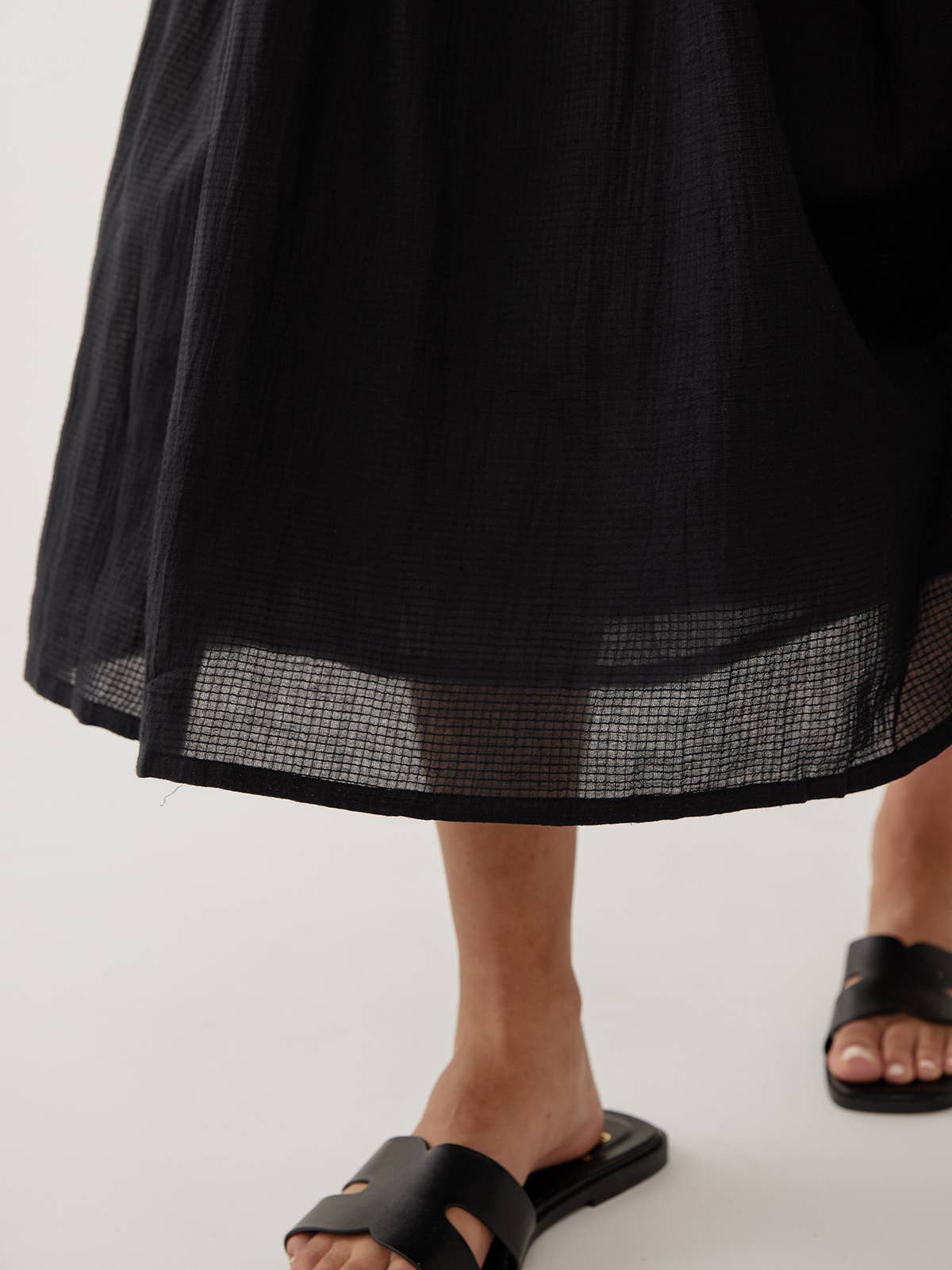 Lily V-Neck Sleeveless Dress Black Textured Check for wholesale on Faire2