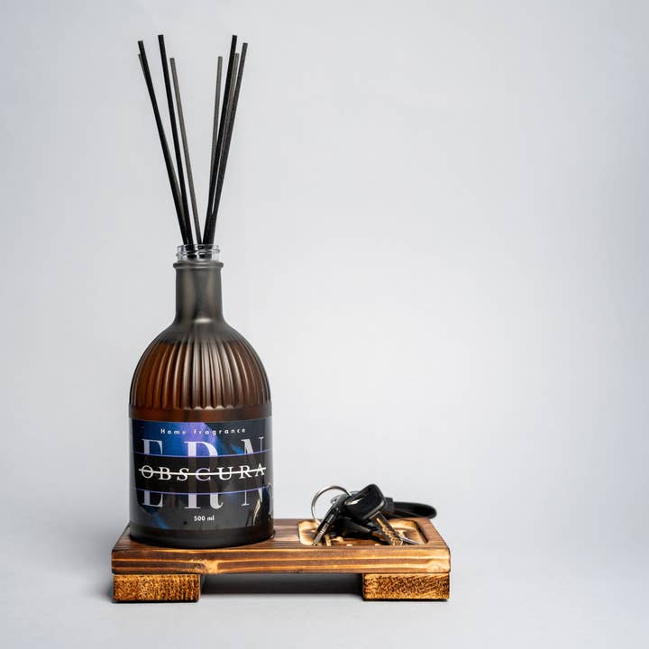 SVART HIMMEL "OBSCURA" för wholesale av Eternal Fragranze