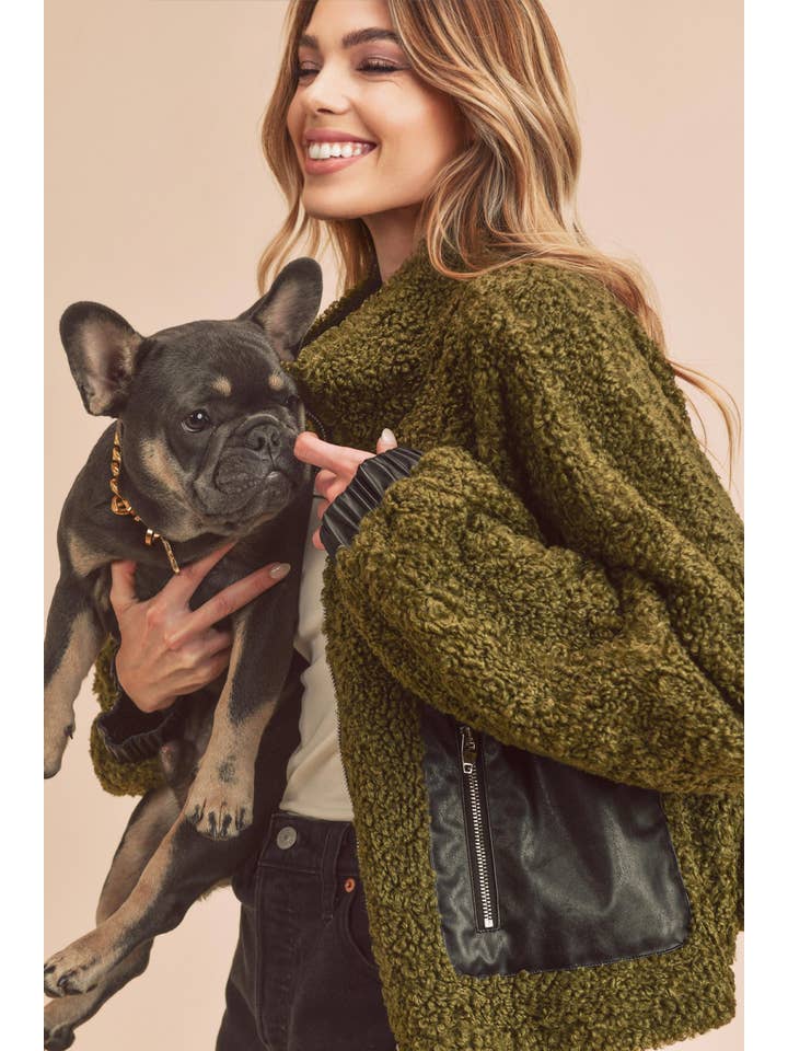 AEMI + CO - Wholesale Jacket - Women's - 537BD Penny Vegan Sherpa Jacket7