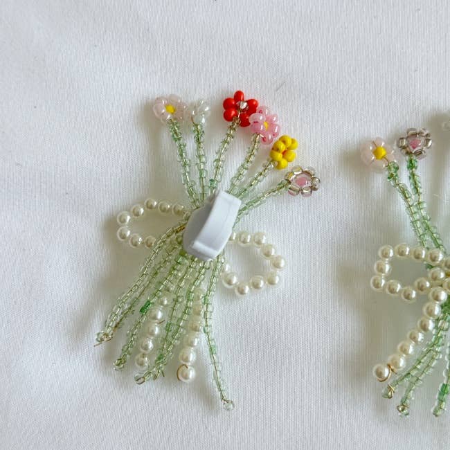 MOND HAUS - Wholesale Shoe Accessories - Veya Shoe Clip, Spring Color Beads Flower Bouquet Charm4