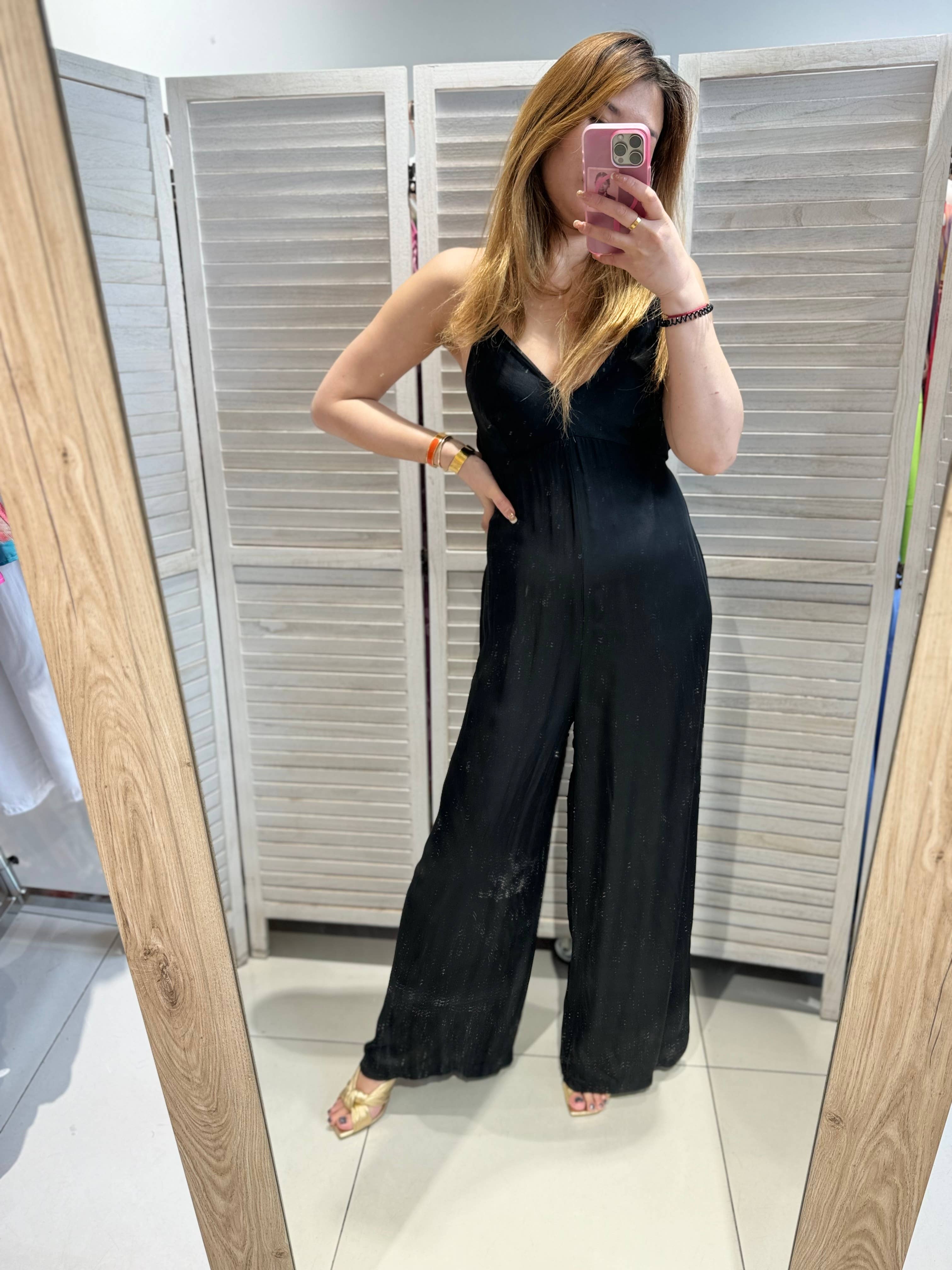 VICTORIA&ISAAC - Wholesale Jumpsuit - Women's - Fluid strappy jumpsuit - A0310