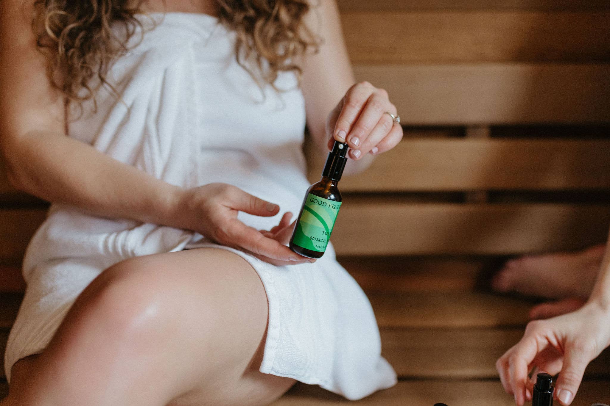 Good Flower Farm - Vente Huile pour le bain/corps - Huile corporelle botanique Tulsi/2 oz3