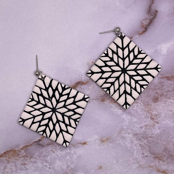 Pendientes de arcilla con mosaico rústico, hipoalergénicos, arcilla polimérica para venta al por mayor de The Clay Arches