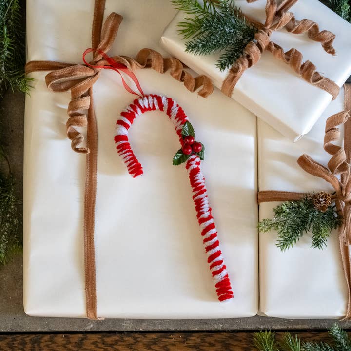 ORNEMENT SUCRE D'ORGE AVEC HOUX pour la vente par Ragon House