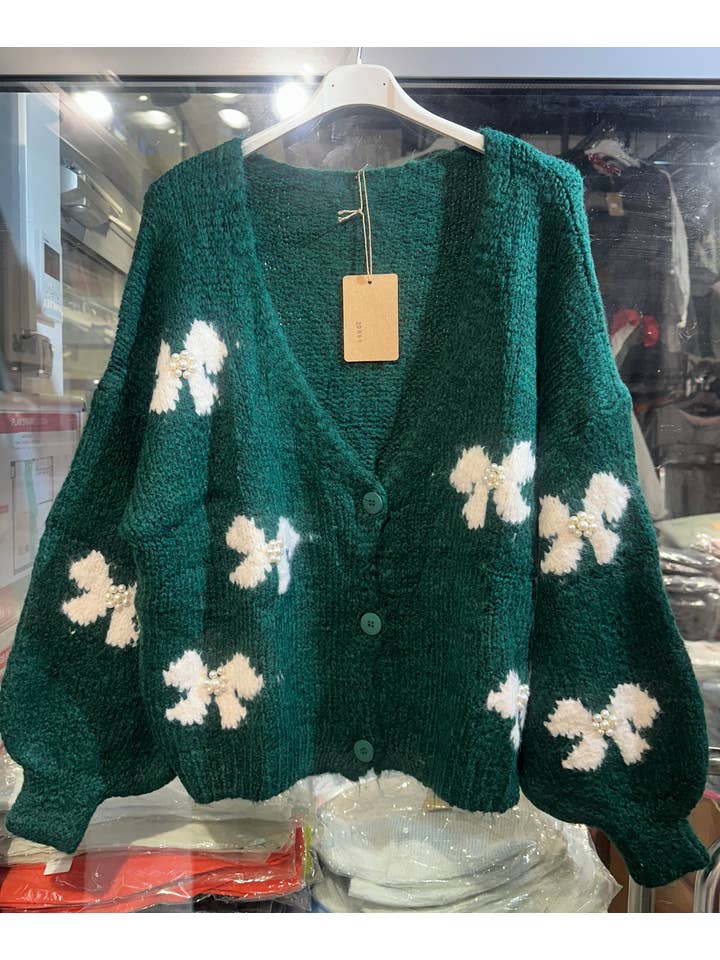 LÉA & LUC - Vente Pull en maille – femme - Gilet motif papillon avec perle REF. 206663