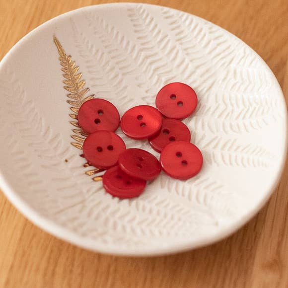 Lise Tailor - Wholesale Sewing Button/Snap - Flat mother-of-pearl buttons with 2 holes9