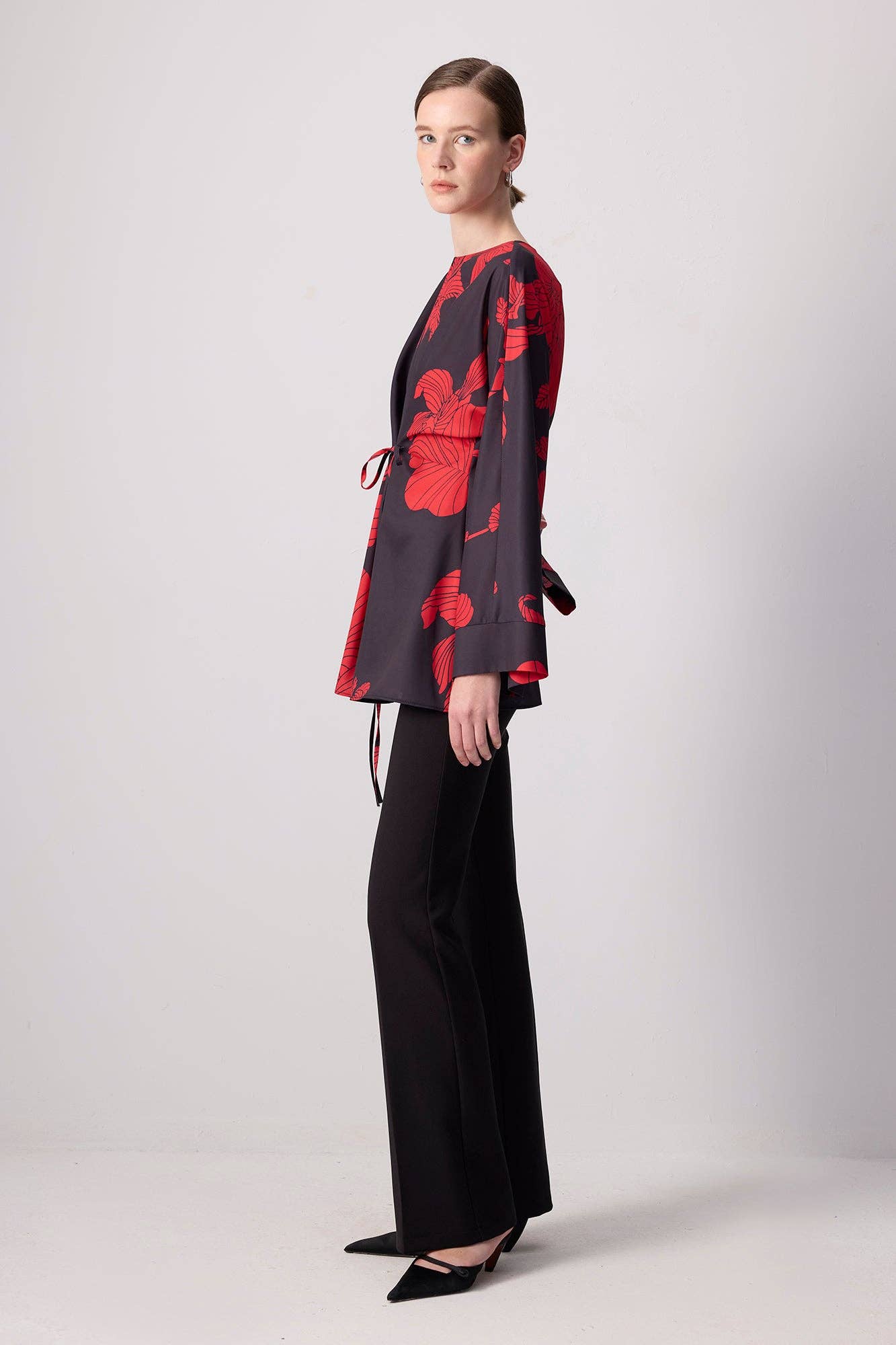 Black Red Floral Kimono Sleeve Tunic with Waist Tie for wholesale on Faire2