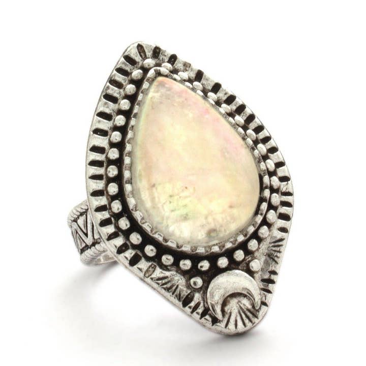 Maanlichtring | Regenboog kwartskristal voor wholesale door Hiouchi Jewels | Rose & Bolt Grateful Dead Jewelry