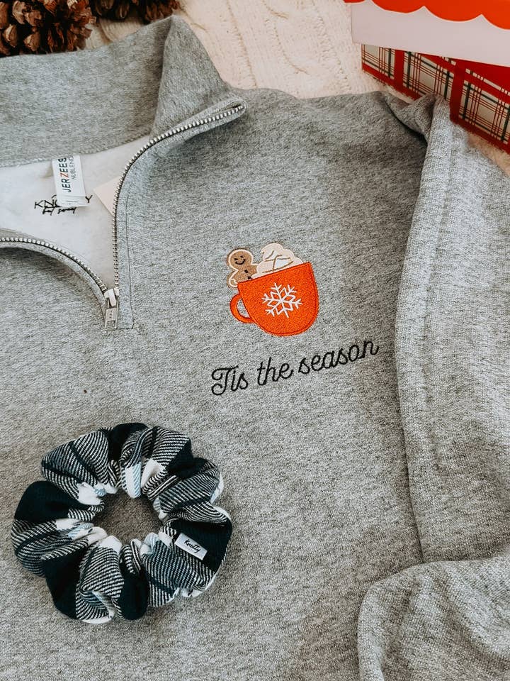 Cerniera a quarti ricamata Gingerbread Latte per la vendita all'ingrosso da parte di Knotty But Sweet