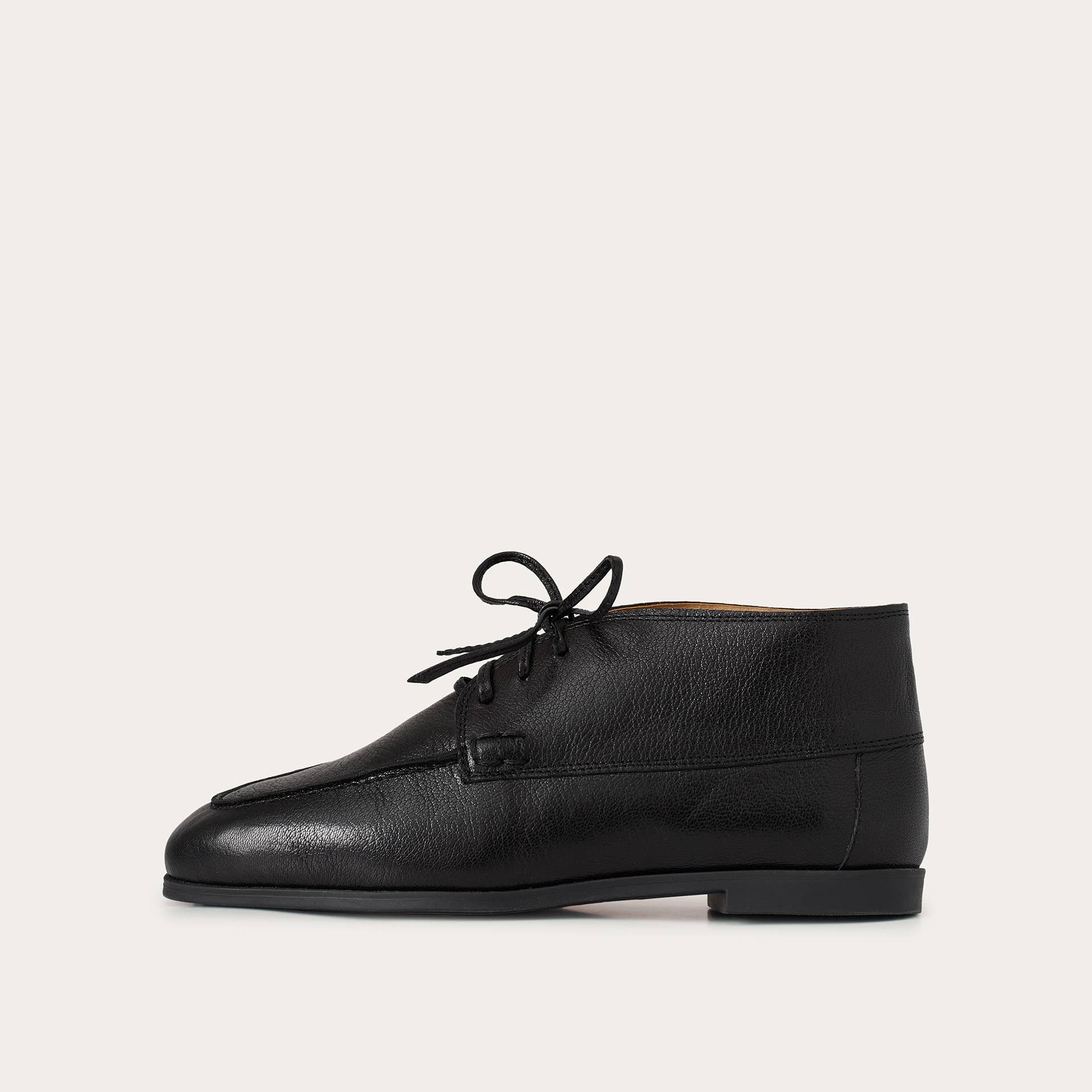 negro Tessa Flats, negro de venta al por mayor en Faire2